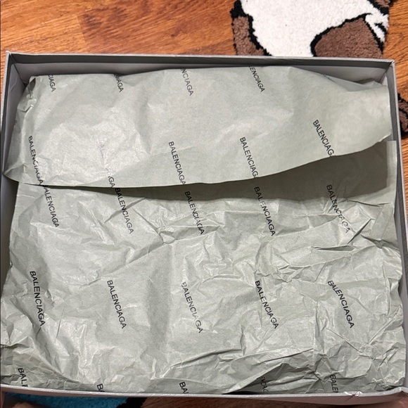 BALENCIAGA Olive Green Combat Boots with Chunky sole - Picture 8 of 10